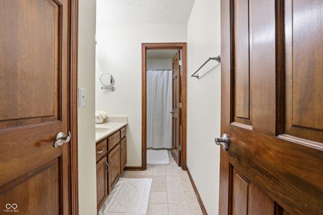 1003 Saratoga Circle, Carmel, IN 46280