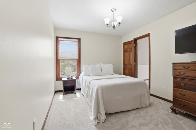 1003 Saratoga Circle, Carmel, IN 46280