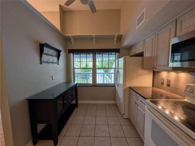2577 DOLLY BAY DRIVE 302, Palm Harbor, FL 34684