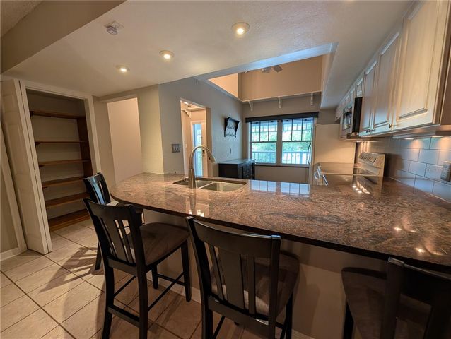 2577 DOLLY BAY DRIVE 302, Palm Harbor, FL 34684