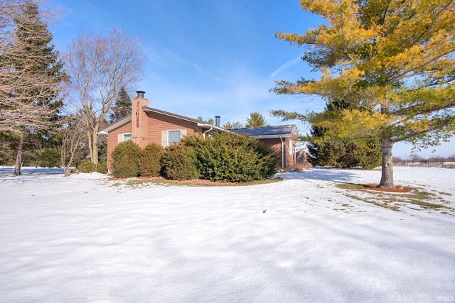 8547 N Old Fort Wayne Road, Roanoke, IN 46783