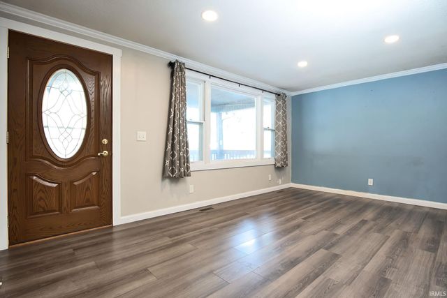 8547 N Old Fort Wayne Road, Roanoke, IN 46783