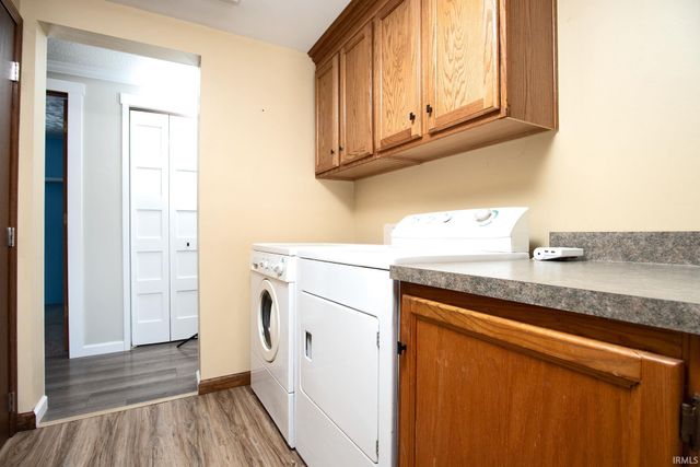 8547 N Old Fort Wayne Road, Roanoke, IN 46783