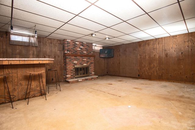 8547 N Old Fort Wayne Road, Roanoke, IN 46783