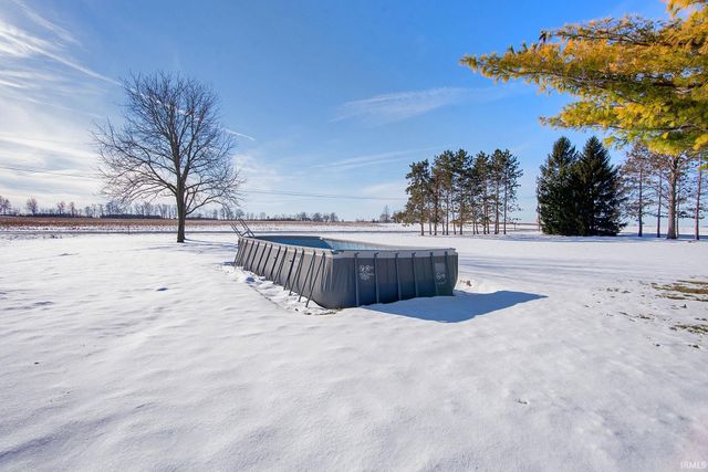 8547 N Old Fort Wayne Road, Roanoke, IN 46783