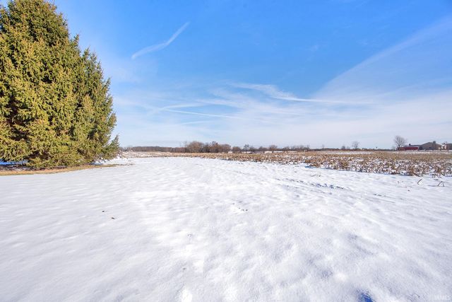 8547 N Old Fort Wayne Road, Roanoke, IN 46783