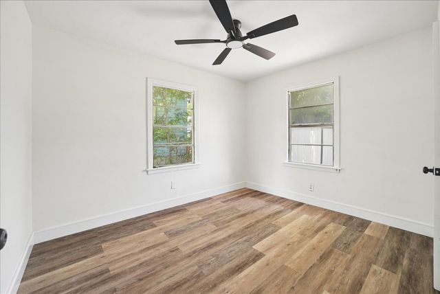 2347 Village Way, Dallas, TX 75216