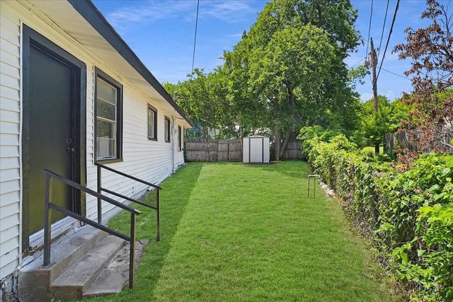 2347 Village Way, Dallas, TX 75216
