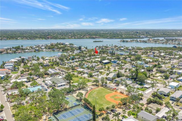 310 12TH AVENUE, Indian Rocks Beach, FL 33785