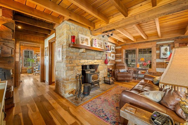 5175 Beanblossom Road, Nashville, IN 47448
