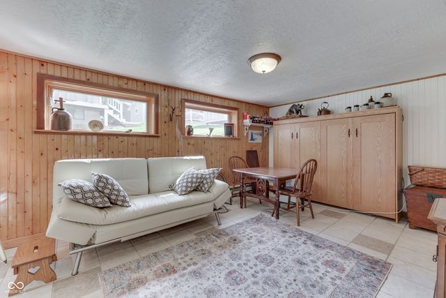 7074 Raccoon, Nineveh, IN 46164