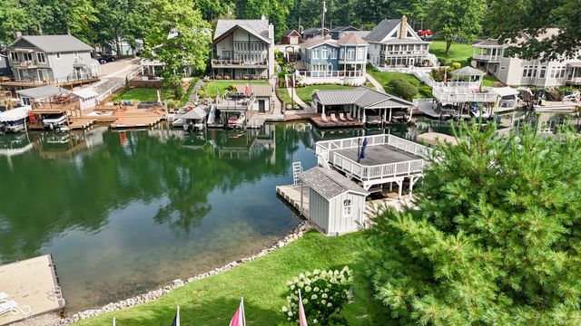 7074 Raccoon, Nineveh, IN 46164