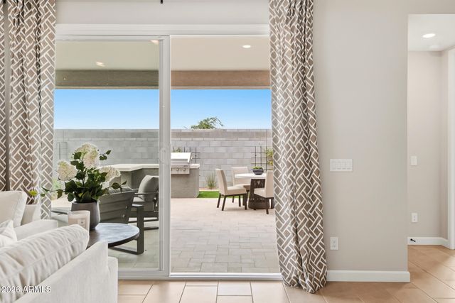 17490 W SOUTHGATE Avenue, Goodyear, AZ 85338