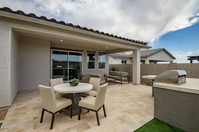 17490 W SOUTHGATE Avenue, Goodyear, AZ 85338
