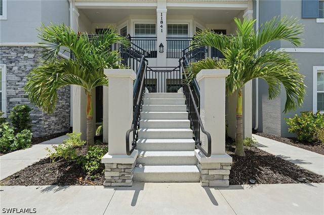 11841 Venetian Lagoon DR, Fort Myers, FL 33913