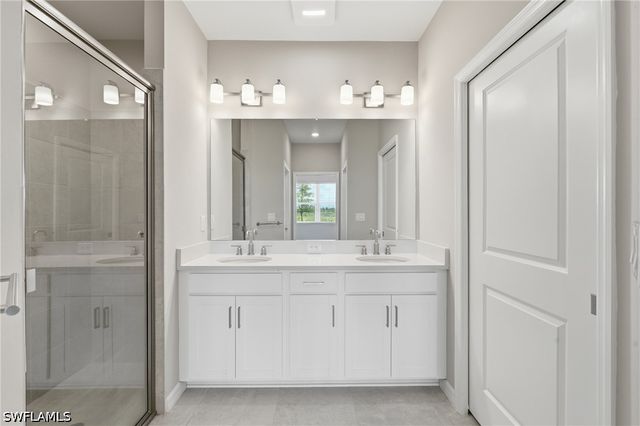 11841 Venetian Lagoon DR, Fort Myers, FL 33913