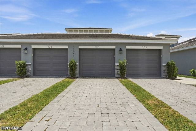 11841 Venetian Lagoon DR, Fort Myers, FL 33913