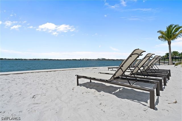 11841 Venetian Lagoon DR, Fort Myers, FL 33913