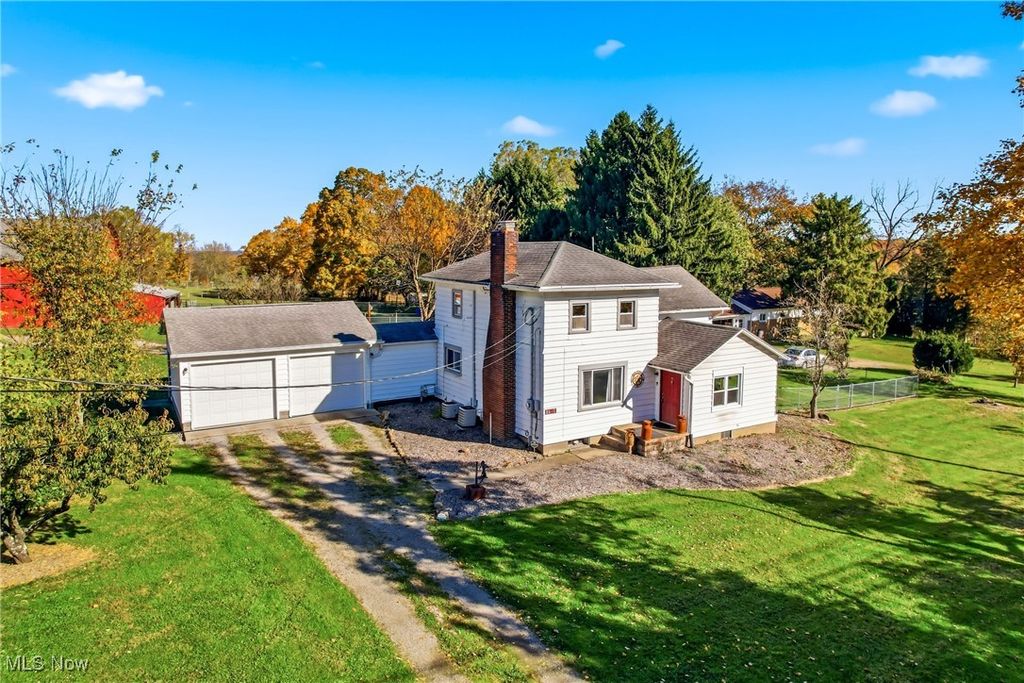 8640 Akron Canfield Road, Canfield, OH 44406