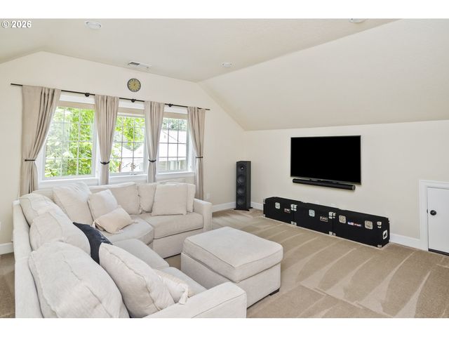 9820 Sw 55TH Ave, Portland, OR 97219