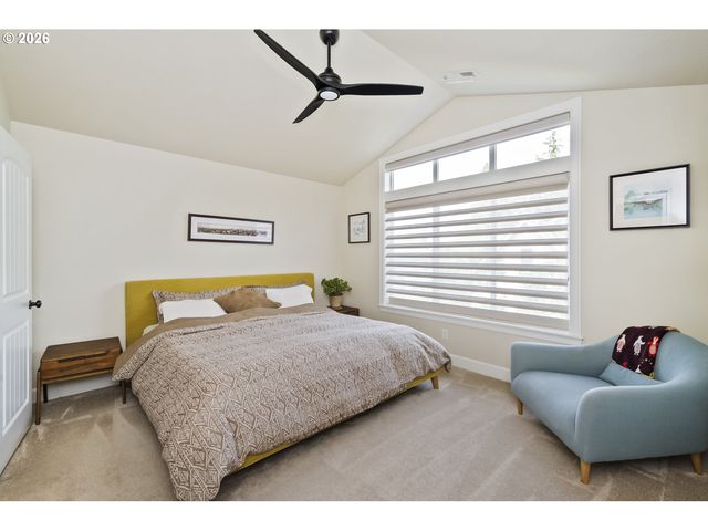 9820 Sw 55TH Ave, Portland, OR 97219