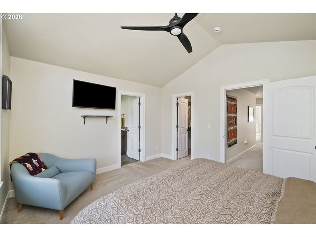 9820 Sw 55TH Ave, Portland, OR 97219