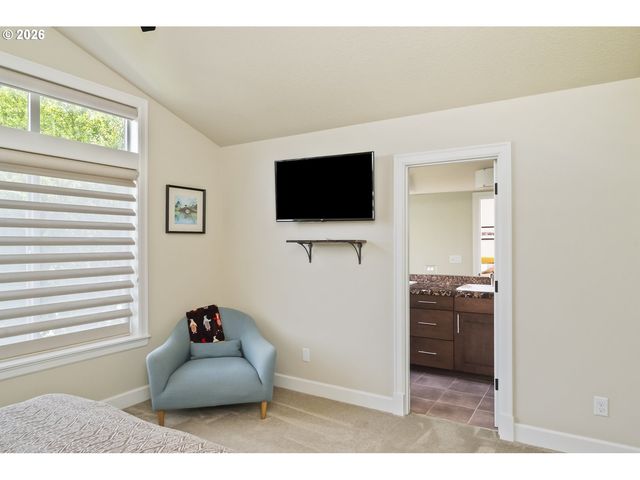 9820 Sw 55TH Ave, Portland, OR 97219