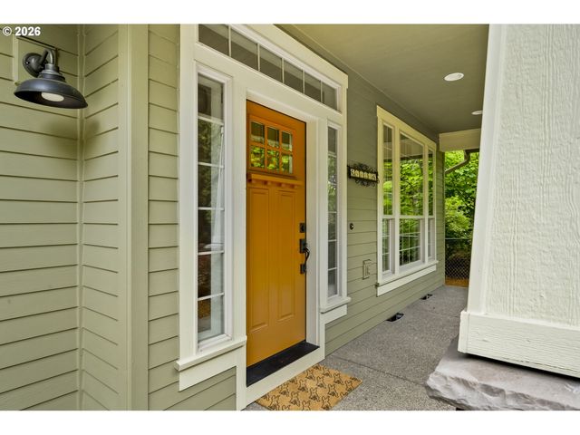 9820 Sw 55TH Ave, Portland, OR 97219
