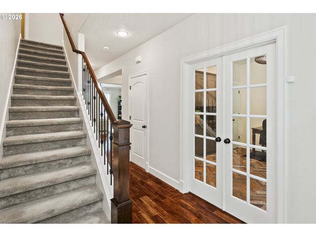 9820 Sw 55TH Ave, Portland, OR 97219