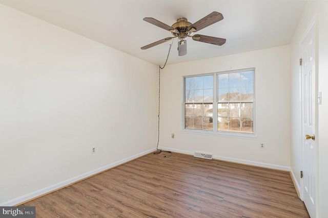 6280 SPRING KNOLL DR, Harrisburg, PA 17111