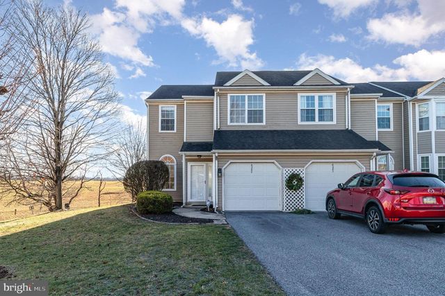 6280 SPRING KNOLL DR, Harrisburg, PA 17111