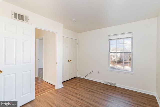 6280 SPRING KNOLL DR, Harrisburg, PA 17111