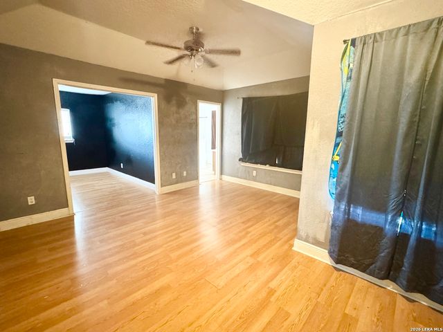 2110 Hollow Cir, San Antonio, TX 78227
