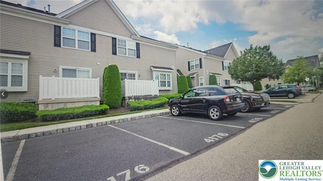 4176 Bunker Hill Drive South, Upper Saucon Twp, PA 18036