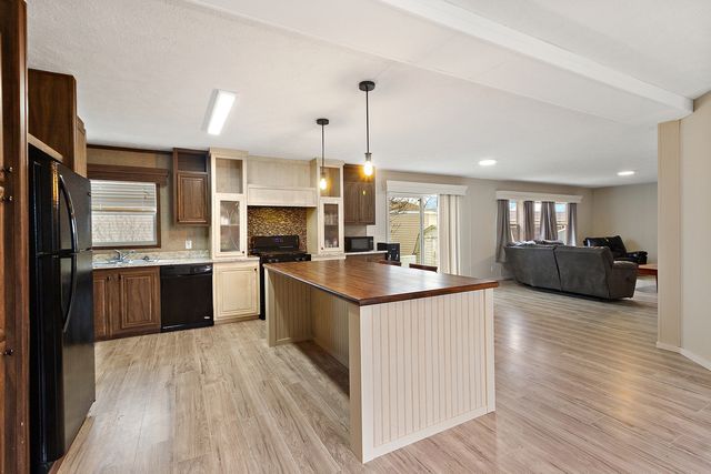 1 Saint Francis Drive, Bourbonnais, IL 60914