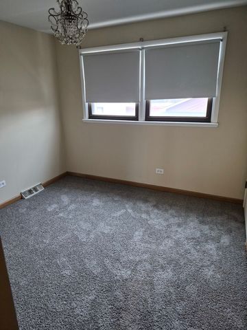 12749 S Escanaba Avenue, Chicago, IL 60633