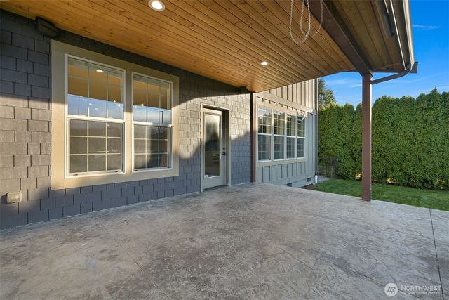 109 W 2nd Street, Nooksack, WA 98276