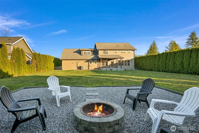 109 W 2nd Street, Nooksack, WA 98276