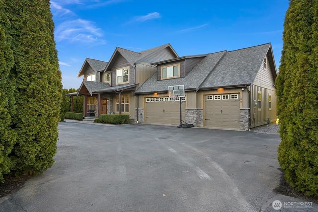 109 W 2nd Street, Nooksack, WA 98276