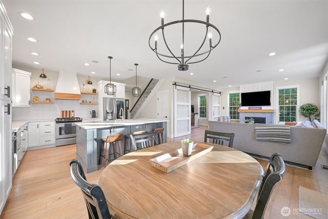 109 W 2nd Street, Nooksack, WA 98276