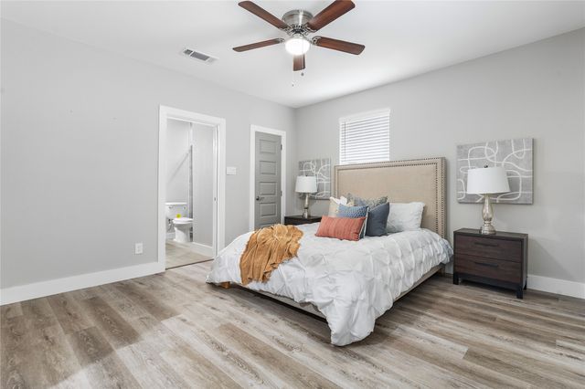 604 S Fitzhugh Avenue, Dallas, TX 75223