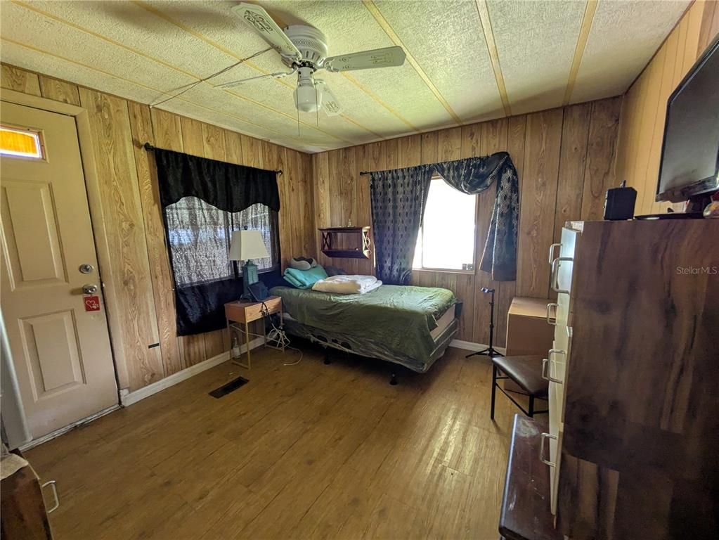 Image 14 of property listing at 2751 BURROWS AVENUE, Kissimmee, FL 34744