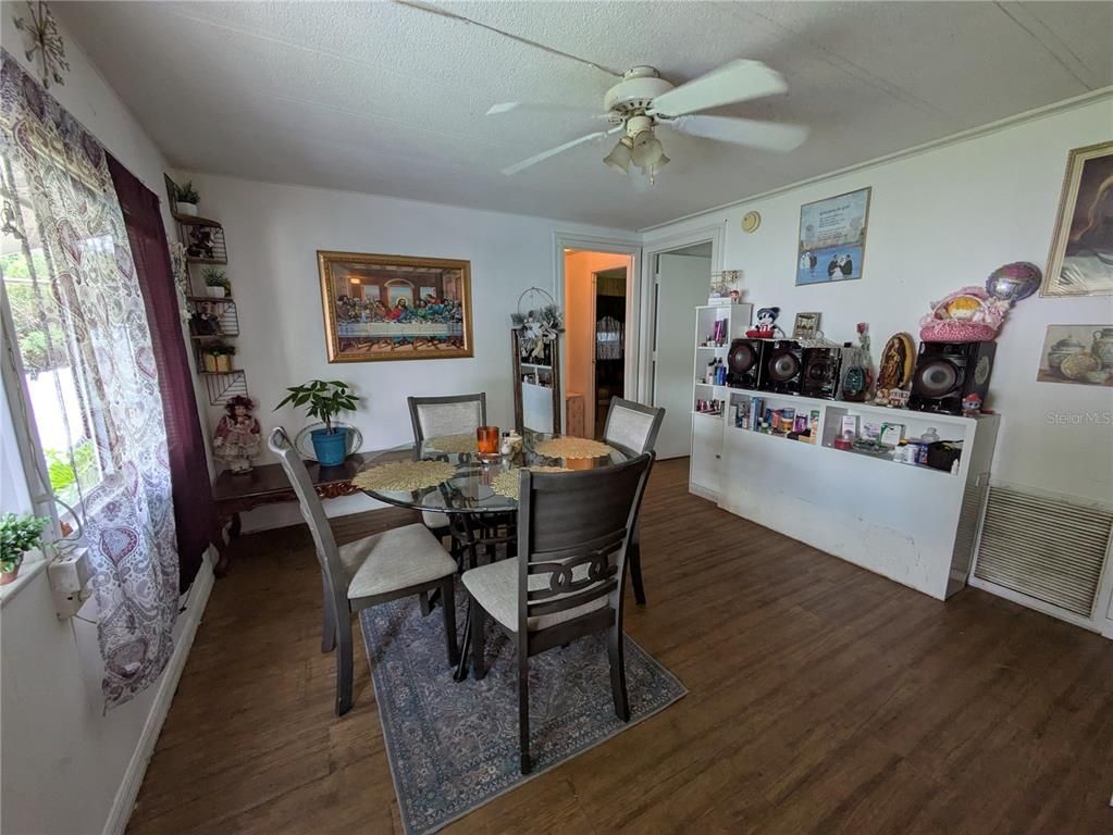 Image 20 of property listing at 2751 BURROWS AVENUE, Kissimmee, FL 34744