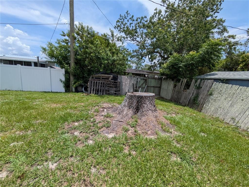 Image 6 of property listing at 2751 BURROWS AVENUE, Kissimmee, FL 34744