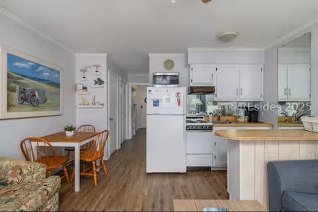 23 S Forest Beach Dr Apt 148, Hilton Head Island, SC 29928