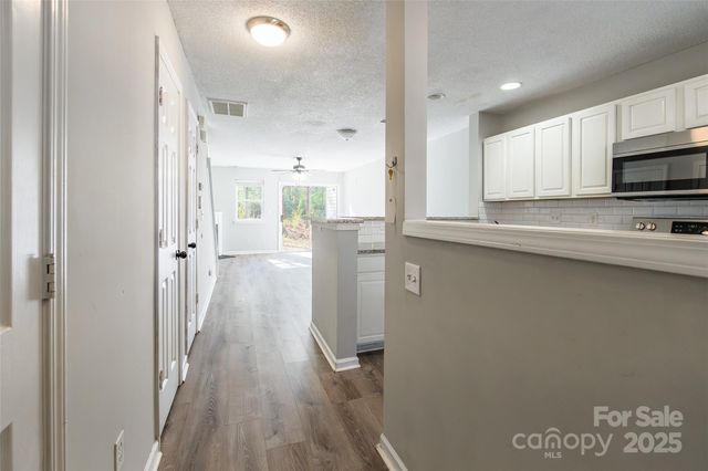 6856 Cypress Tree Lane, Charlotte, NC 28215