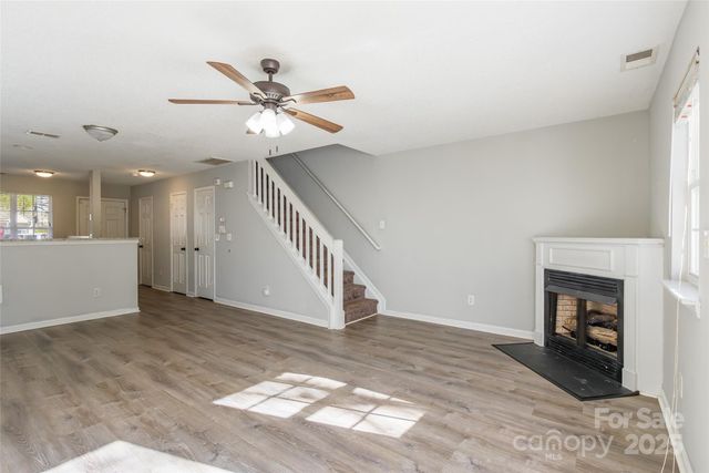 6856 Cypress Tree Lane, Charlotte, NC 28215