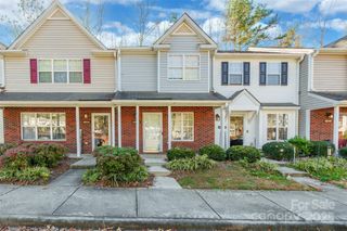 6856 Cypress Tree Lane, Charlotte, NC 28215