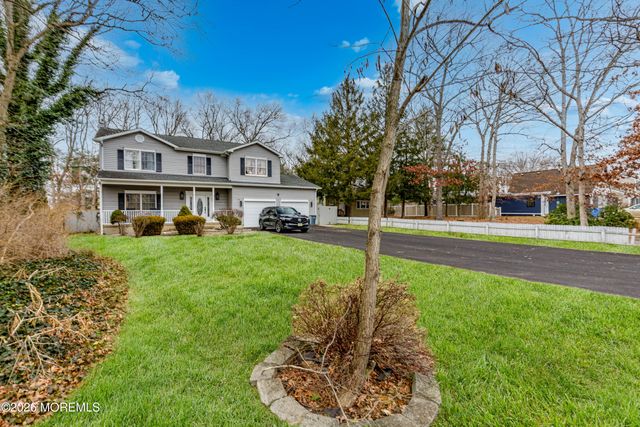 2433 Huckleberry Road, Manchester, NJ 08759