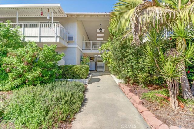 2190 Via Mariposa B, Laguna Woods, CA 92637